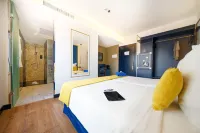 Design Plus Bex Hotel - parkir