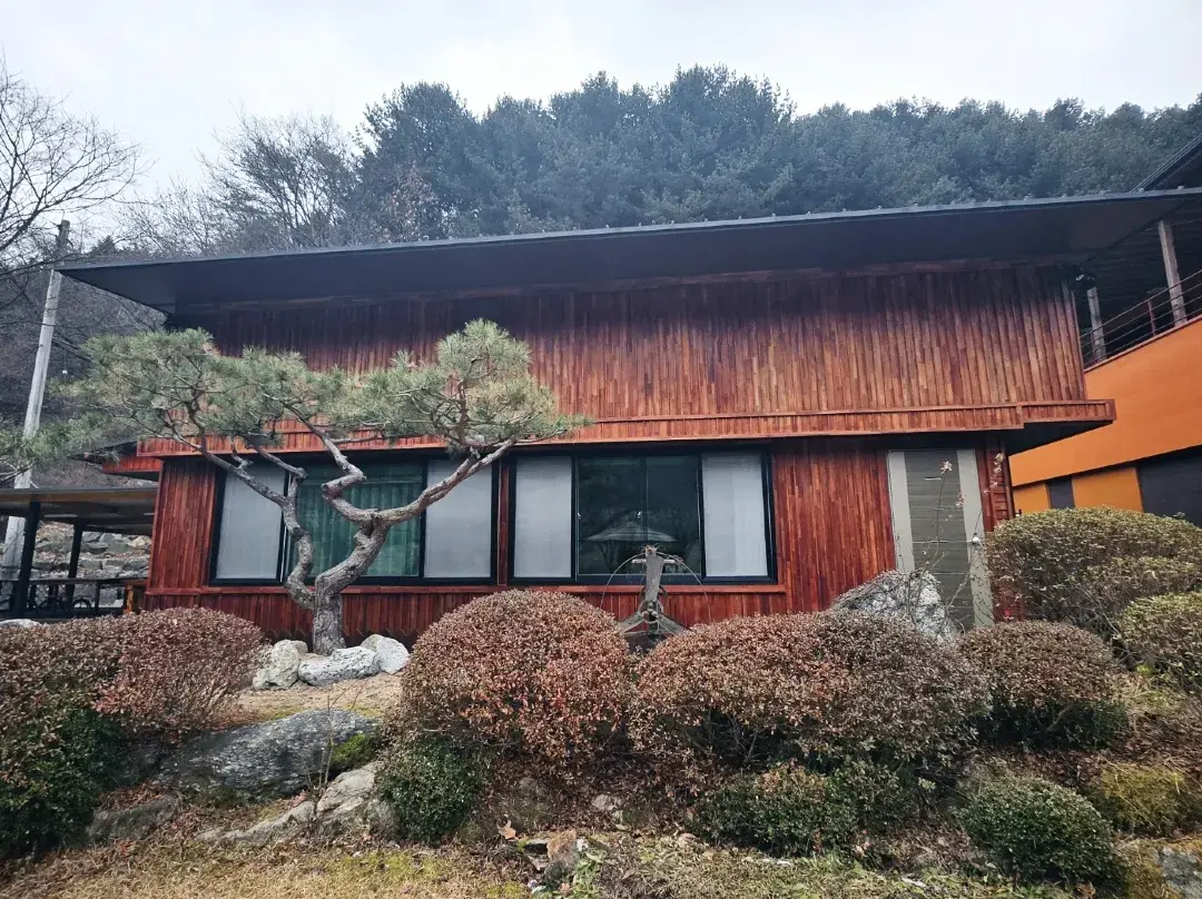 Hongcheon Damsowon - Hongcheon-gun