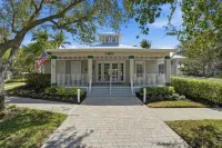 GreenLinks Golf Villas at Lely Resort