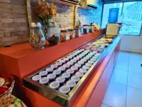 JR Hotel - breakfast