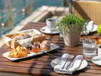 Daios Luxury Living - breakfast