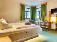 Zum Talwächter im Sandsteinidyll Hotels in Rathen