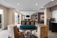 La Quinta Inn & Suites by Wyndham Fayetteville