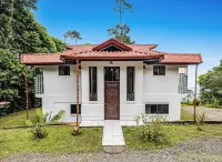 WHALES TAIL View Exotic Designer House 13 acre PRIVACY, Birding  w 50 MILE VIEW