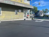 Hotel Parmani - Motels