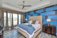 Empress Waterfront Villa - Pensions
