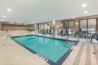 Quality Hotel - Pools