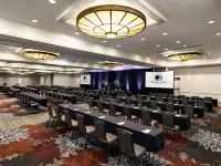 DoubleTree by Hilton Hotel Pittsburgh - Green Tree Hotels in Pittsburgh