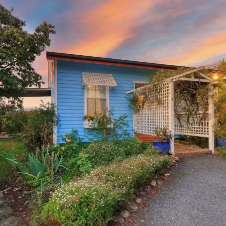 Boat Harbour Garden Cottages