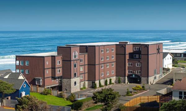 Starfish Manor Oceanfront Hotel