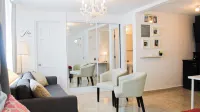 Chandelier 201