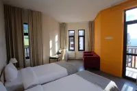 Riders Lodge Hotel
