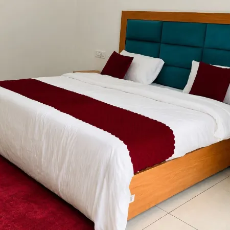 Hotel Kailasha Inn & Restaurant