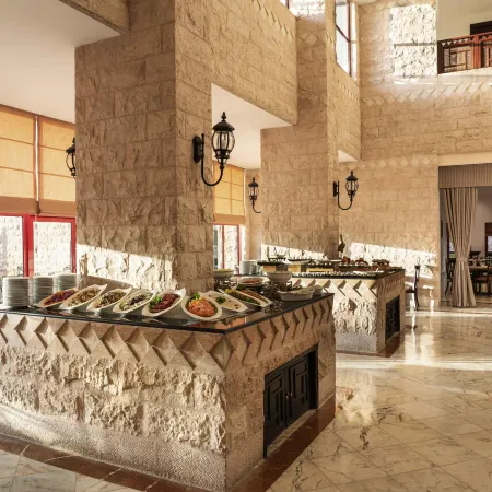 Grand Mercure Petra