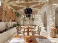 Utopia Hotel - breakfast