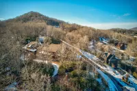 Maynard V at Elk Creek - 4-Star