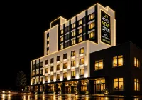LIV Hotel Bronx - New