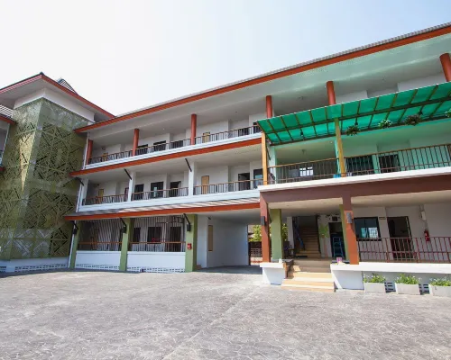 Sirimunta Hotel Chiang Rai Suite & Residence Hotels near Roy Hun Noodle
