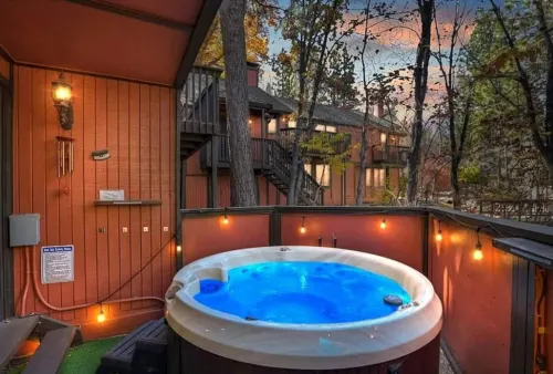 Hot Tub Walk 2 Summit Massage Chair BBQ - Spa