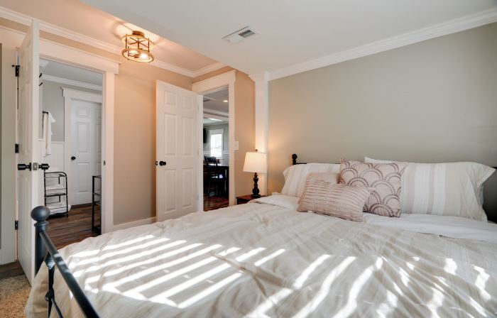 Cozy Blackstone Getaway < 2 Mi to Downtown!