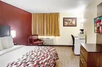 Red Roof Inn & Suites Middletown - Franklin - Bãi đậu xe
