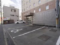 Hotel Econo Tsu Station - Parkplatz