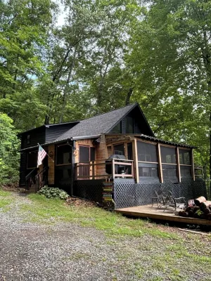Fantastic long range Mountain Views and sunrises. - Hytter