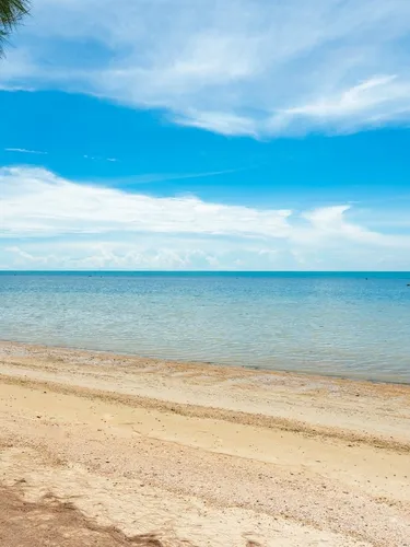รูปภาพของEmerald Hill Beach Villa, 2+1BR/2BTH, serviced daily, chef on request Bang Por beachfront