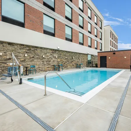 Home2 Suites by Hilton Sneads Ferry North Topsail Beach