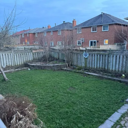 Top Executive 10 bedroom Home Near Airport