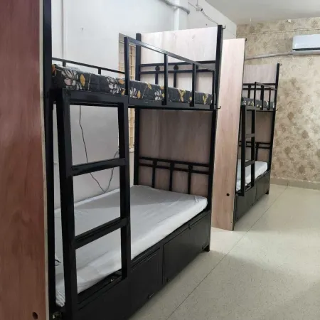ZenNest Hostels