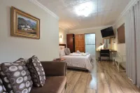 Kairos Home - balcony