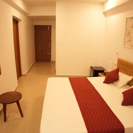 HOTEL MERIYA PALA