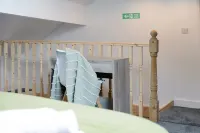 4BR in Hill Top House With Free Parking and Wifi - ห้องครัว