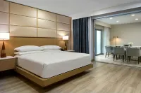 Delta Hotels Ontario Airport - parking