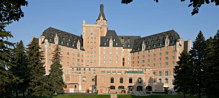 Delta Hotels Bessborough Отели в г. Саскатун
