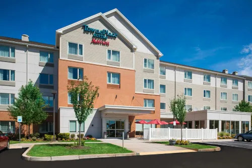 TownePlace Suites Providence North Kingstown - parking
