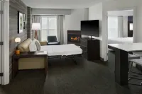 Residence Inn Flint Grand Blanc - Pet friendly