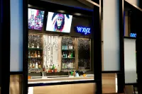 Aloft Chicago Mag Mile - bar