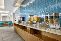 希爾頓Tru科羅拉多斯普林斯機場酒店 - 早餐