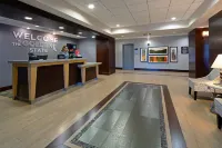 Hampton Inn Visalia - 2-Star