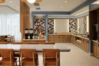 SpringHill Suites by Marriott Ventura Oxnard - Pools