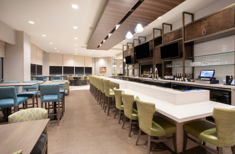 Hilton Garden Inn Omaha Aksarben Village photo 4