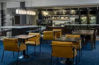 Courtyard Jackson Airport/Pearl - breakfast
