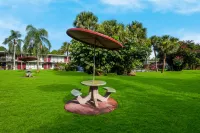 Red Roof Inn Vero Beach - I-95 - Parking