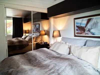 Sea house with private dock near Bergen & Flesland Hotels in Ytrebygda