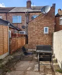 Perfect Booking 2 Bed Home w Street Parking - Bathtub