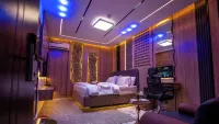 EWI SIGNATURE HOTELS & LOUNGE - 2 Sao