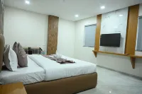 Hotel Rahi Inn - Pools