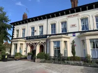Beech Mount Hotel - Free Parking - 朝食